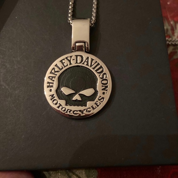 - Willie G Necklace - Picture 2 of 5